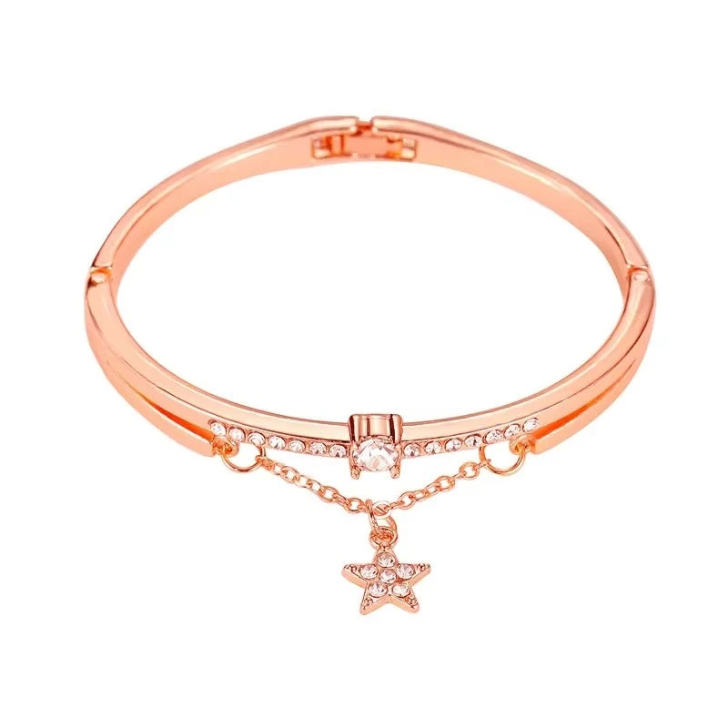 Petal Quartz Watch and Bracelet Set