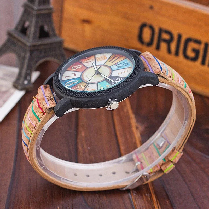 Vintage Leather Women’s Quartz Watch abzalux