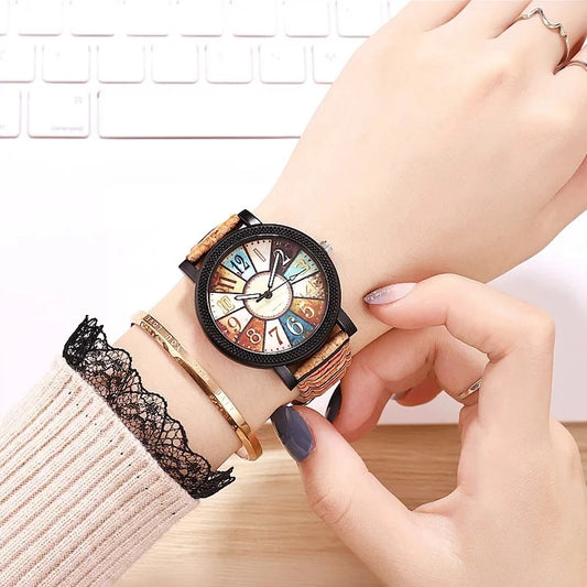 Vintage Leather Women’s Quartz Watch